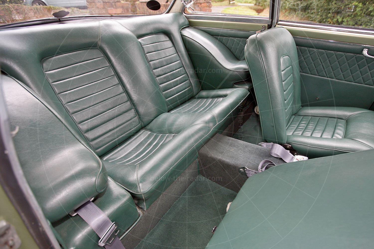 Gordon-Keeble GT back seats Pic: magiccarpics.co.uk | Gordon-Keeble GT back seats