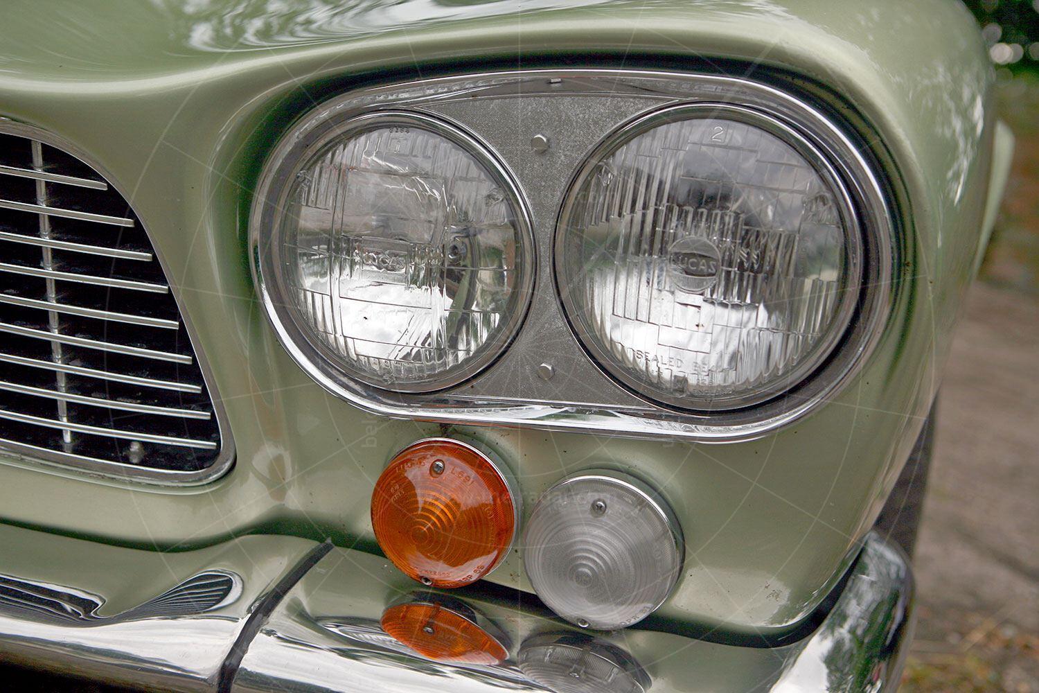 Gordon-Keeble GT headlights Pic: magiccarpics.co.uk | Gordon-Keeble GT headlights