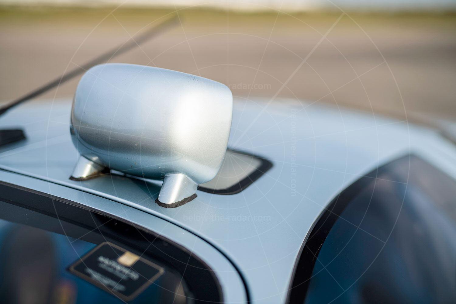 Isdera Commendatore 112i periscope rear-view mirror Pic: RM Sotheby's | Isdera Commendatore 112i periscope rear-view mirror