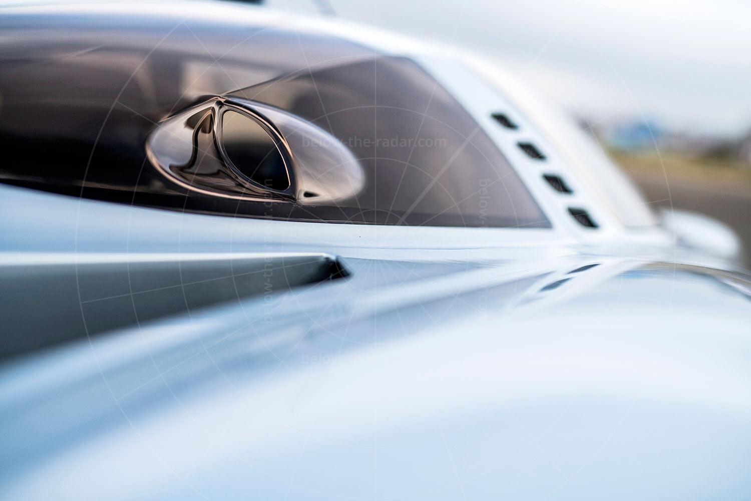 Isdera Commendatore 112i air vent Pic: RM Sotheby's | Isdera Commendatore 112i air vent