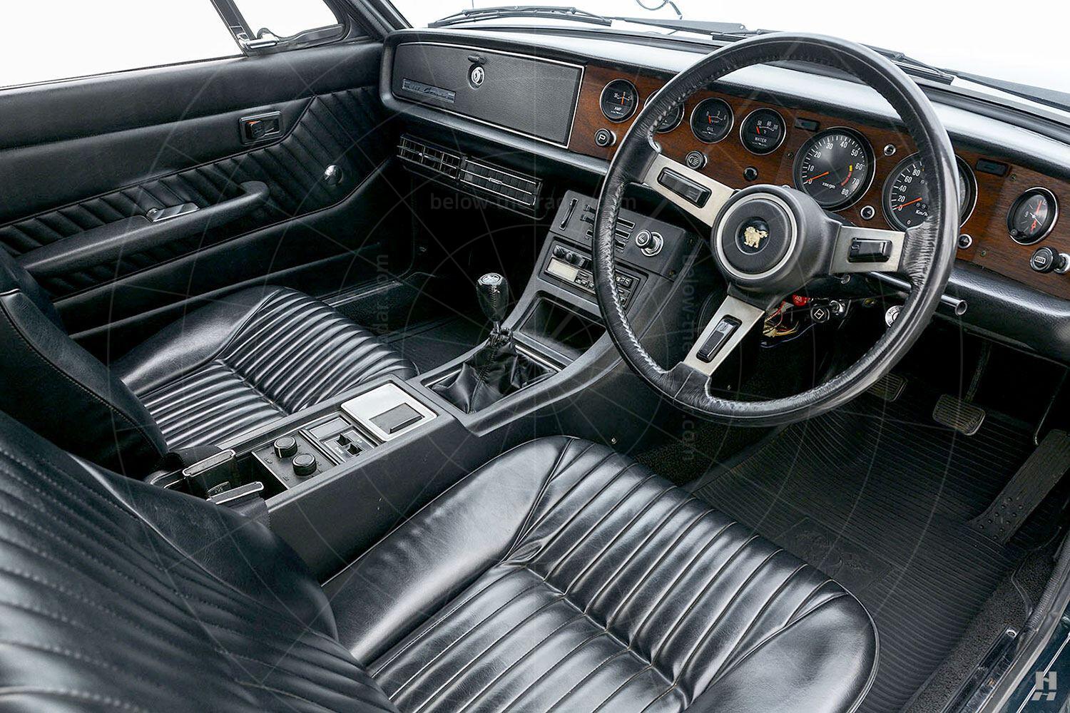 Isuzu 117 Coupé interior Pic: Hyman Ltd | Isuzu 117 Coupé interior