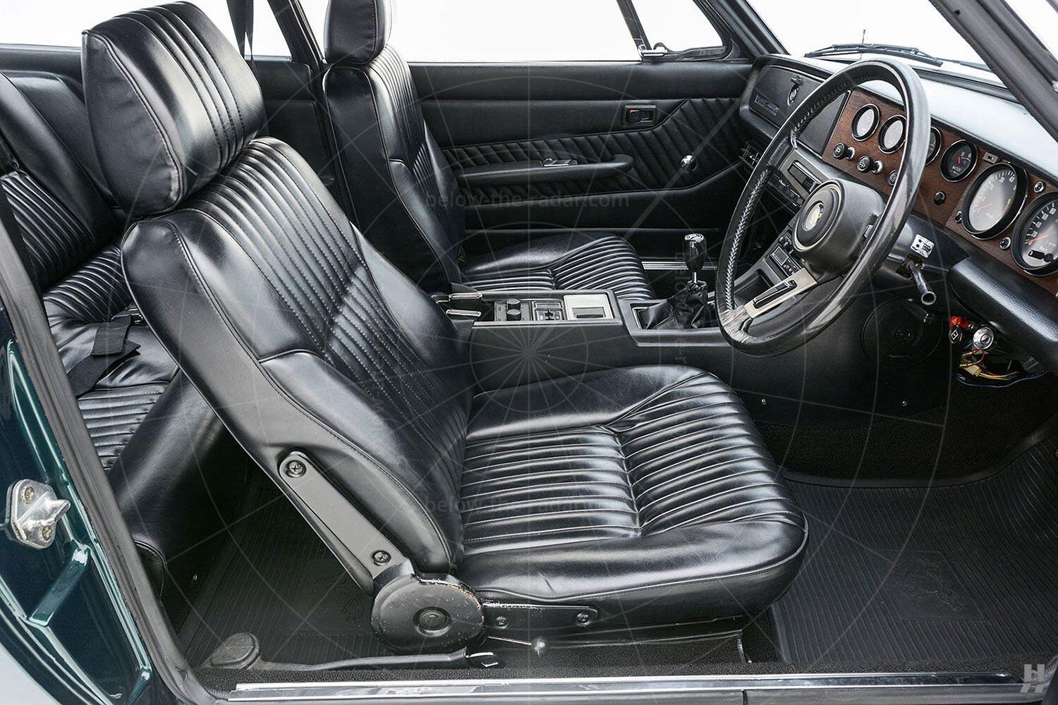 Isuzu 117 Coupé Pic: Hyman Ltd | Isuzu 117 Coupé interior