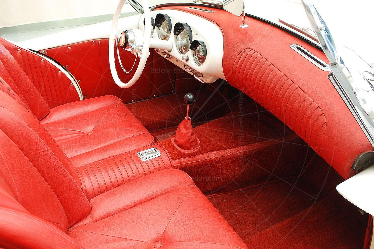 Kaiser Darrin 161 chassis #1 - interior Pic: Hyman Ltd | Kaiser Darrin 161 chassis #1 - interior