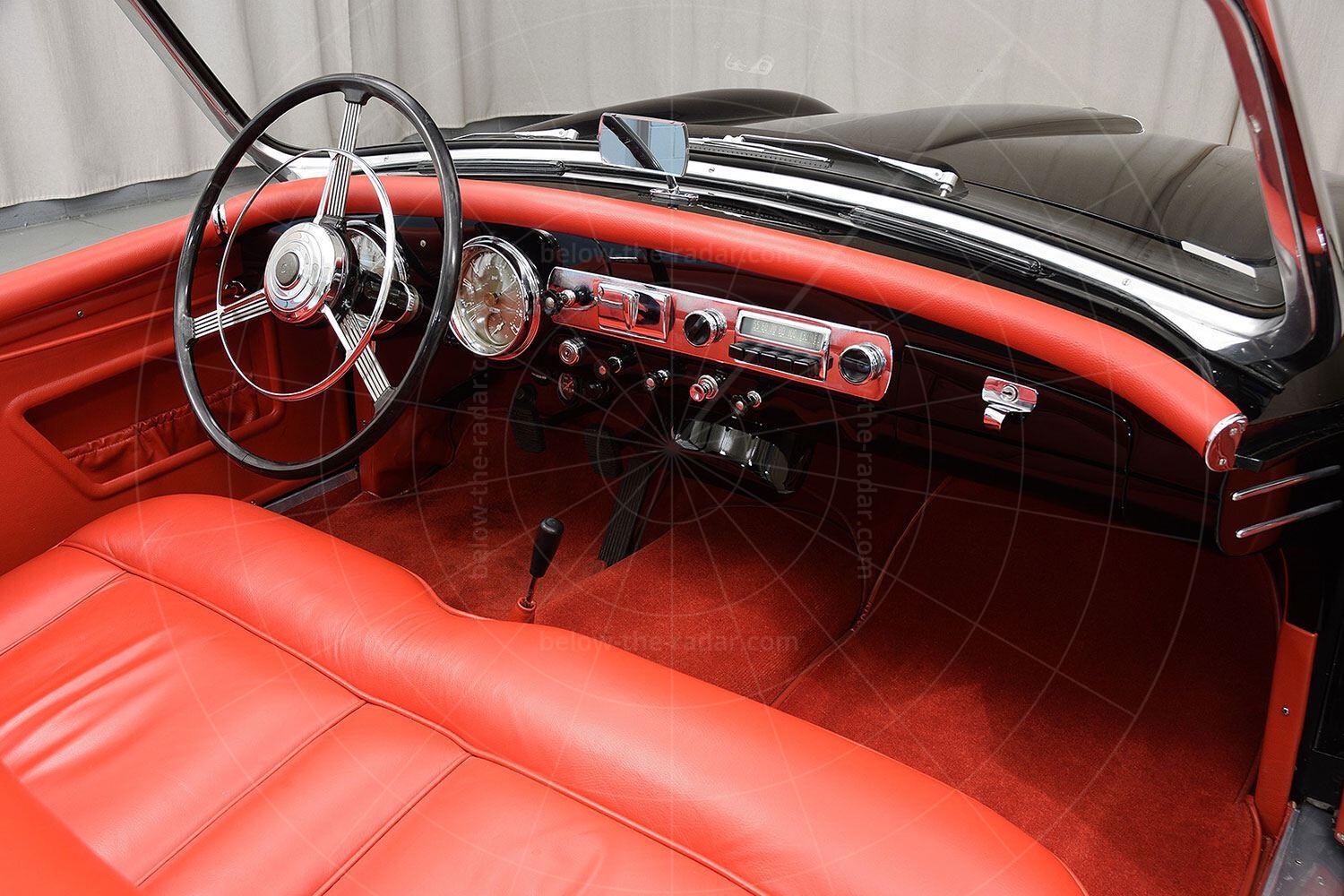 Nash-Healey Roadster dashboard Pic: Hyman Ltd | Nash-Healey Roadster dashboard