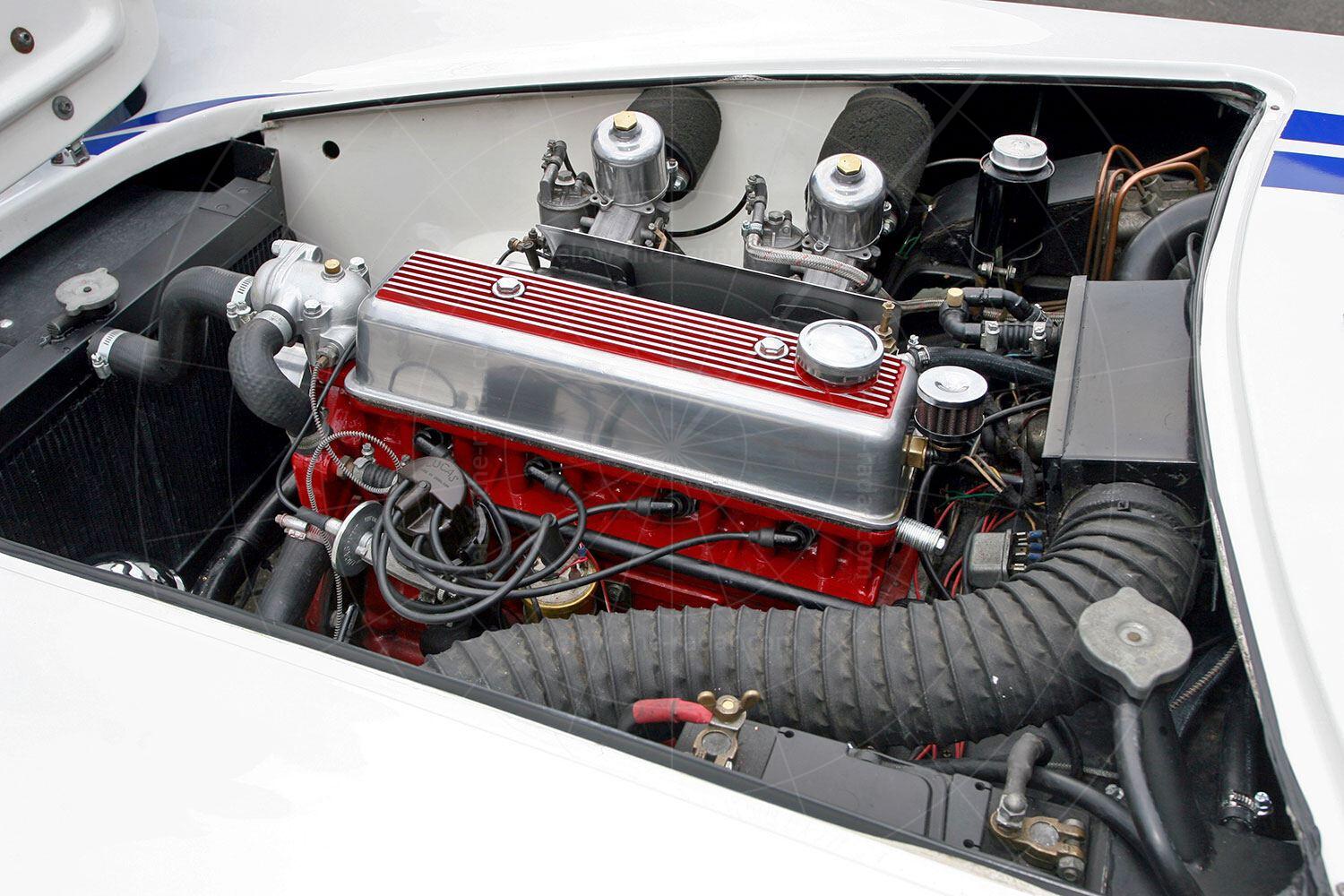 Peerless GT engine bay Pic: magiccarpics.co.uk | Peerless GT engine bay