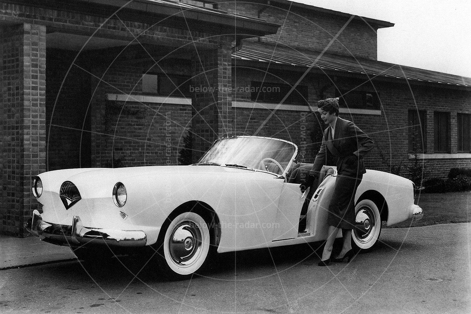 Kaiser Darrin 161 publicity shot Pic: magiccarpics.co.uk | Kaiser Darrin 161 publicity shot