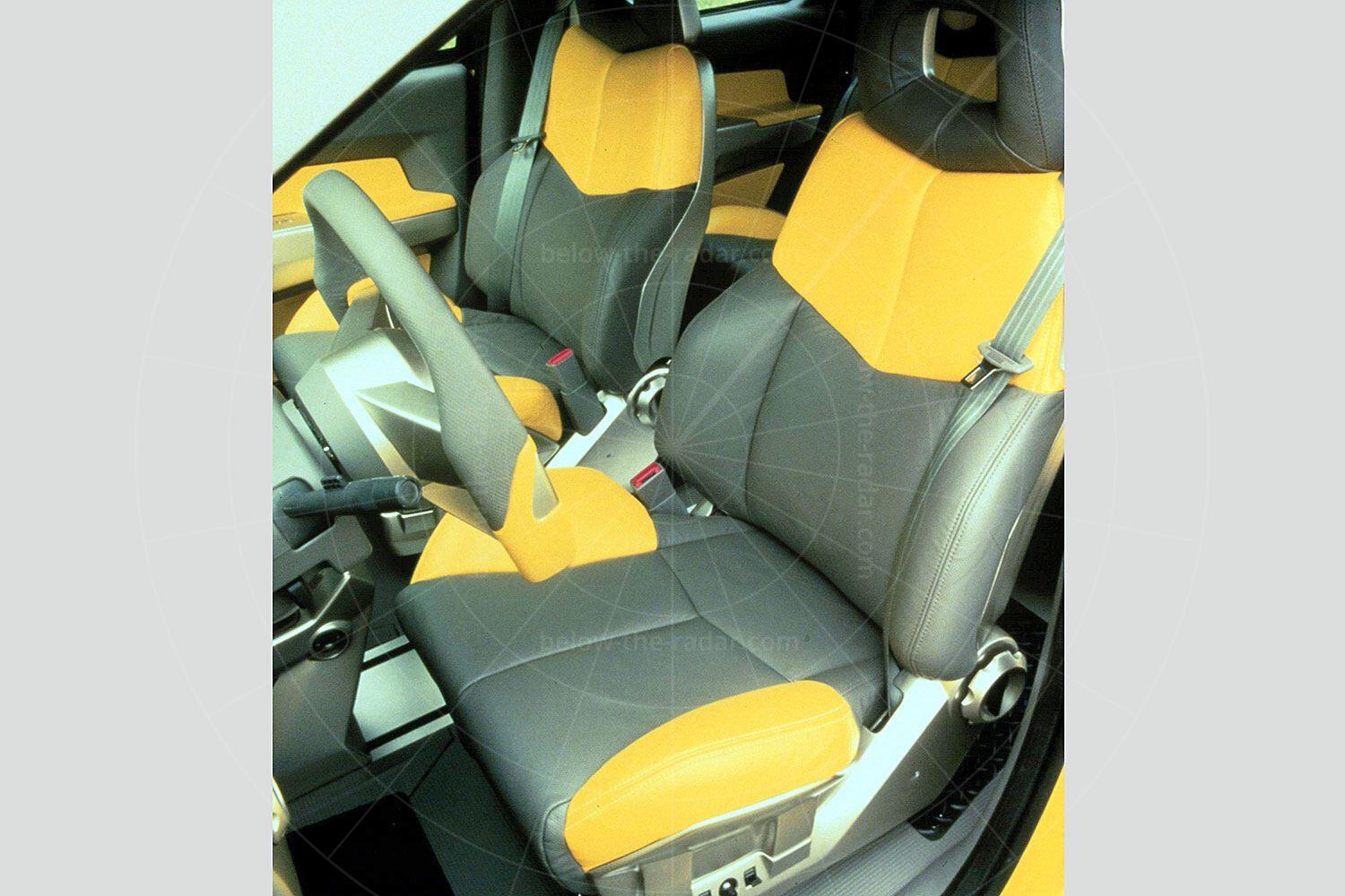 Pontiac Aztek concept - interior Pic: General Motors | Pontiac Aztek concept - interior