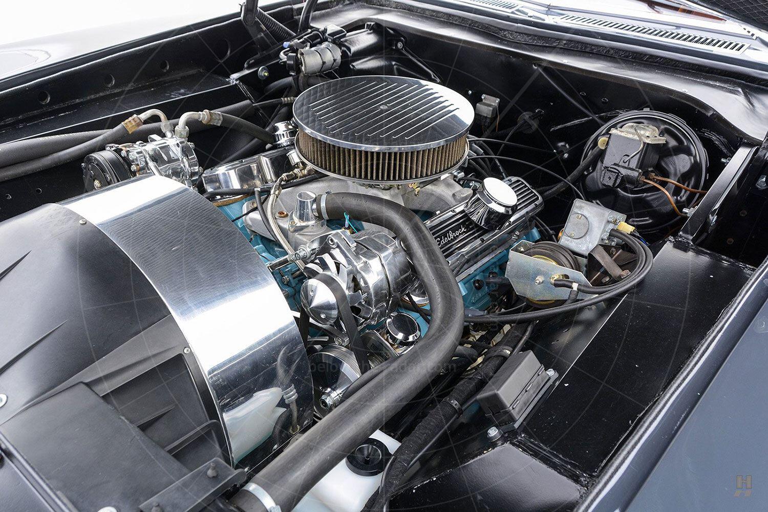 1971 Stutz Blackhawk coupé engine bay Pic: Hyman Ltd | 1971 Stutz Blackhawk coupé engine bay