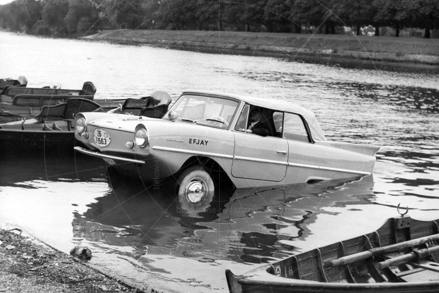 Amphicar 770 Pic: Magic Car Pics | Amphicar 770