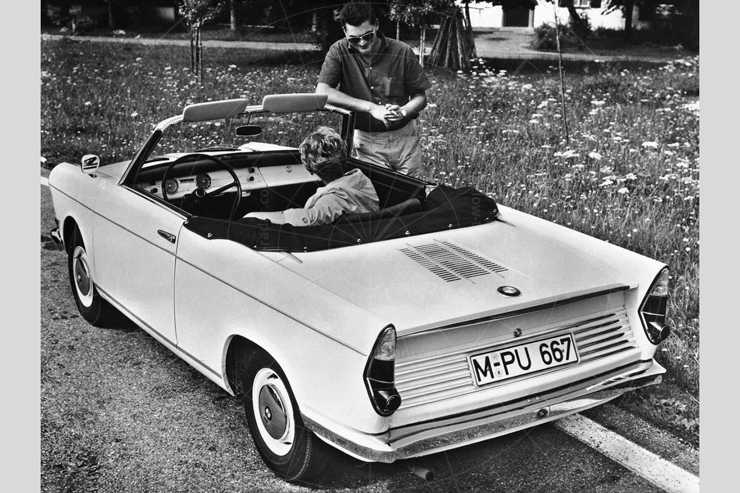 BMW 700 cabriolet publicity shot Pic: BMW | BMW 700 cabriolet publicity shot