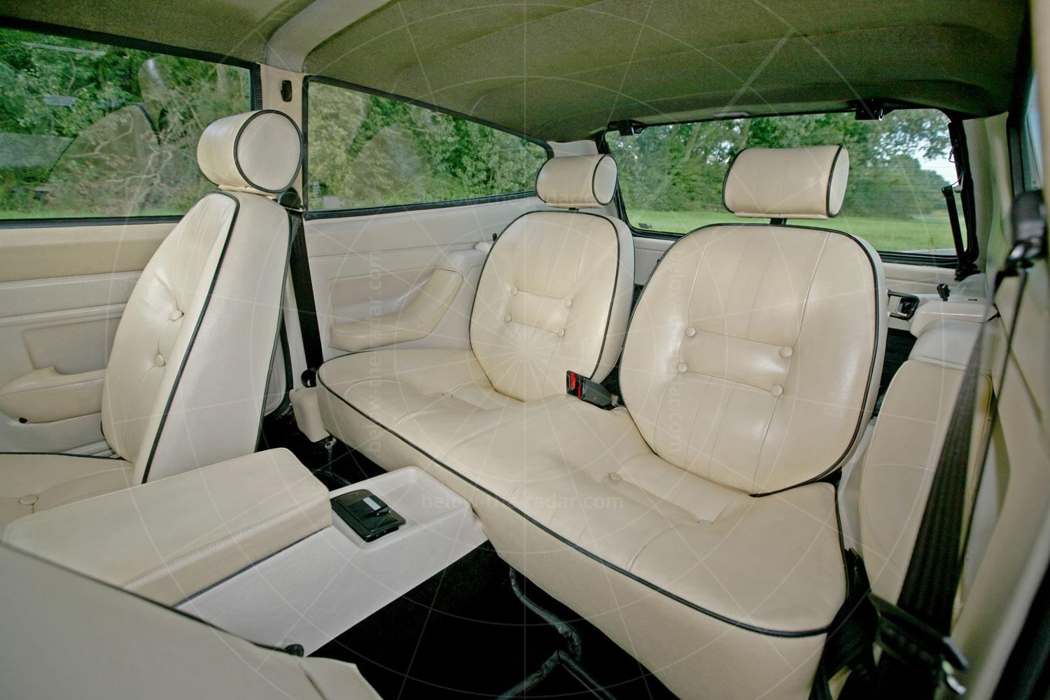 Middlebridge Scimitar GTE back seats Pic: Magic Car Pics | Middlebridge Scimitar GTE back seats