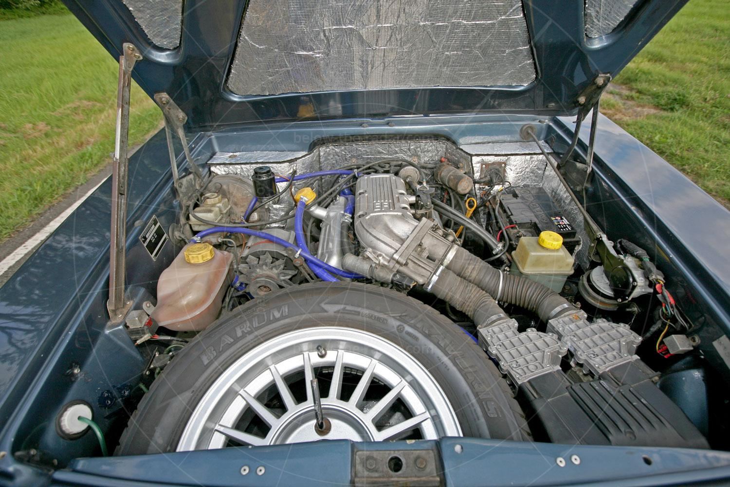 Middlebridge Scimitar GTE engine bay Pic: Magic Car Pics | Middlebridge Scimitar GTE engine bay