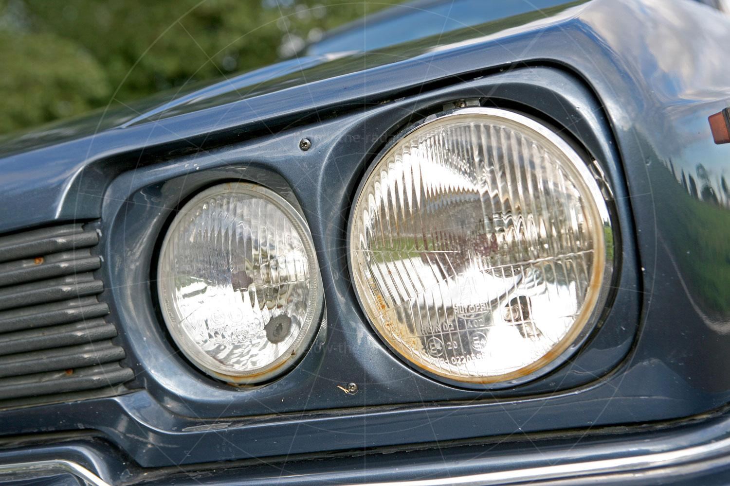Middlebridge Scimitar GTE headlights Pic: Magic Car Pics | Middlebridge Scimitar GTE headlights
