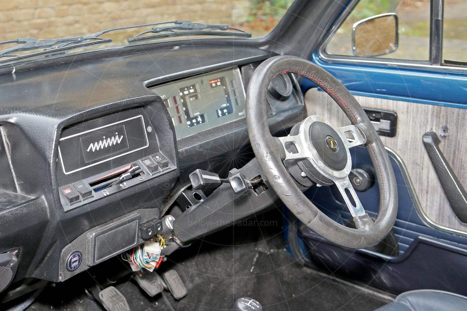 The Innocenti Mini 120's dashboard Pic: Magic Car Pics | The Innocenti Mini 120's dashboard