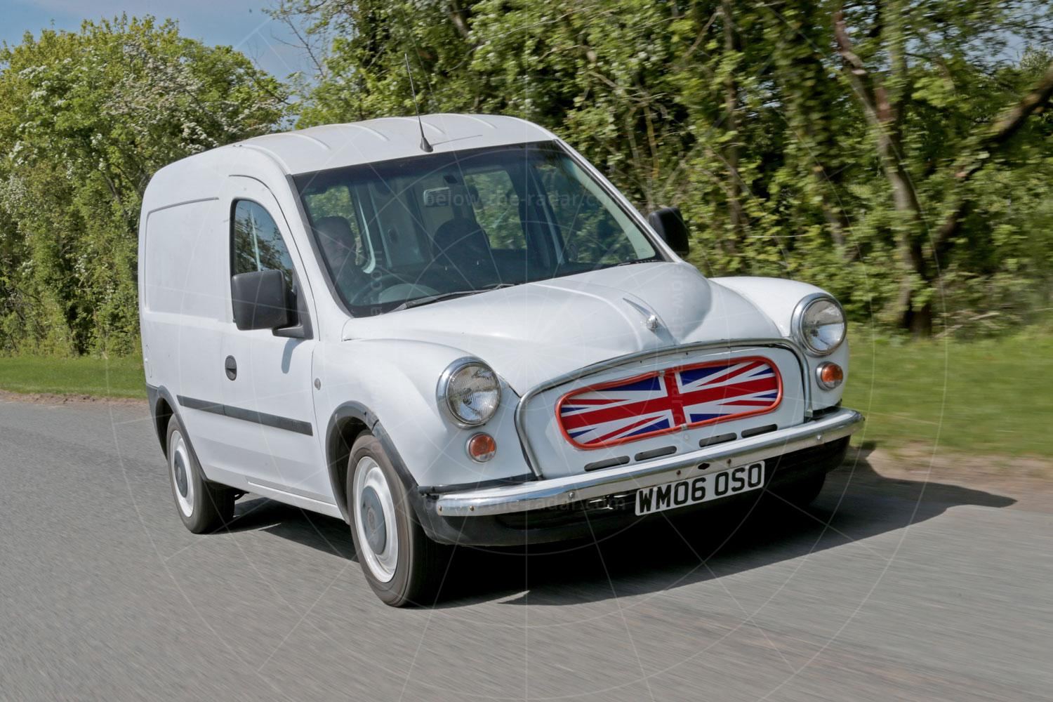 The Vauxhall-based Morris Minor van Pic: Magic Car Pics | The Vauxhall-based Morris Minor van